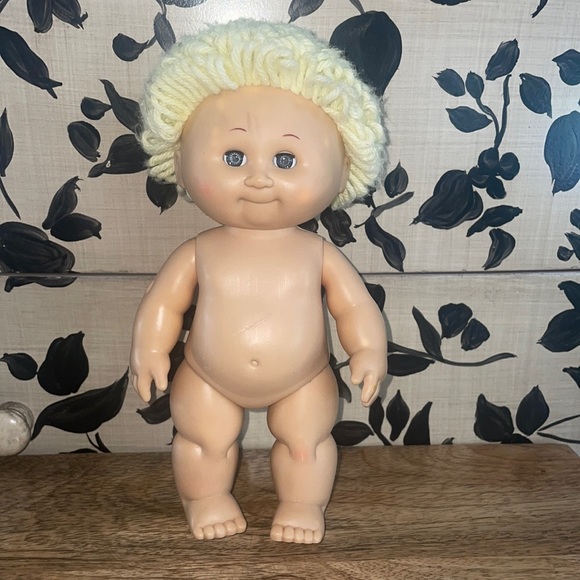 💙 Cabbage Patch Mini doll, from 1984 with hard plastic body. - Picture 6 of 11